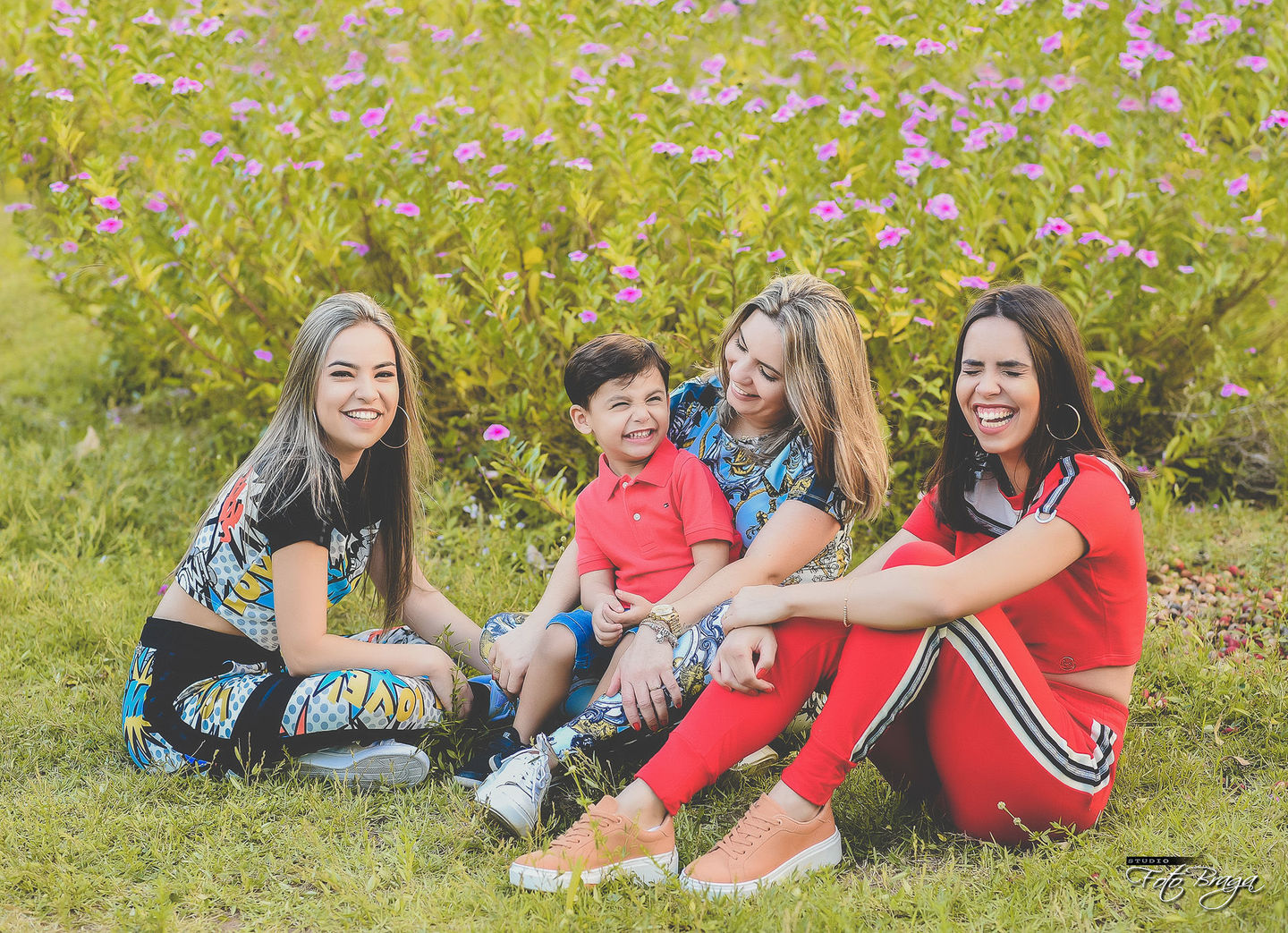 Elaine e sua familia linda.